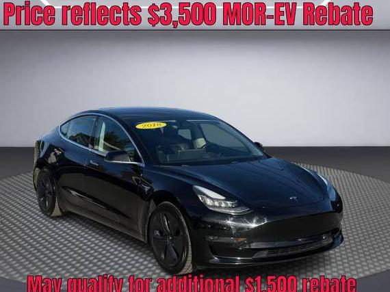 TESLA MODEL 3 2018 5YJ3E1EA2JF070947 image TESLA MODEL 3 2018 5YJ3E1EA2JF070947 image